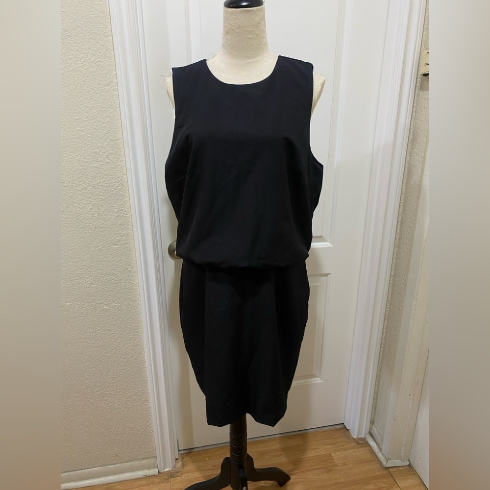 NWT Banana Republic Black Sleeveless Blouson Mini Dress size 16